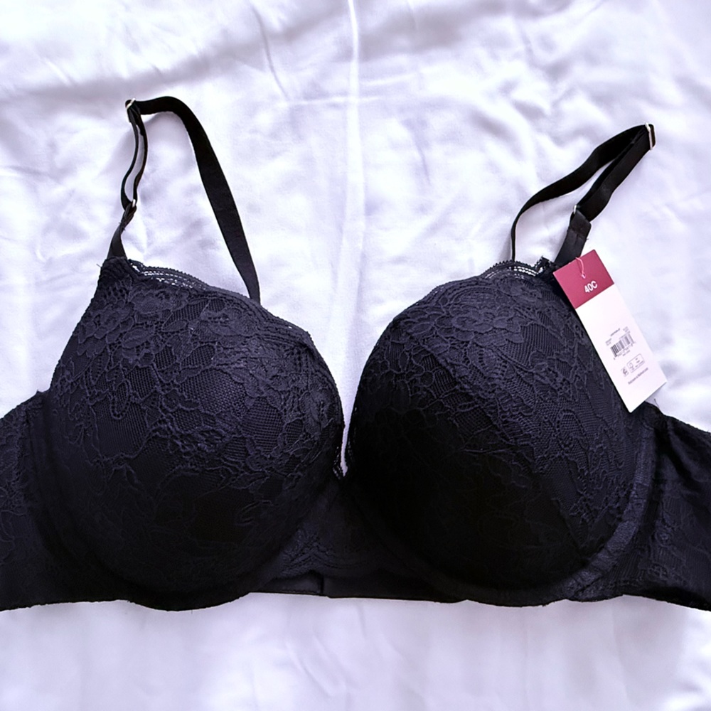 Elegant Black Lace Push-up Bra